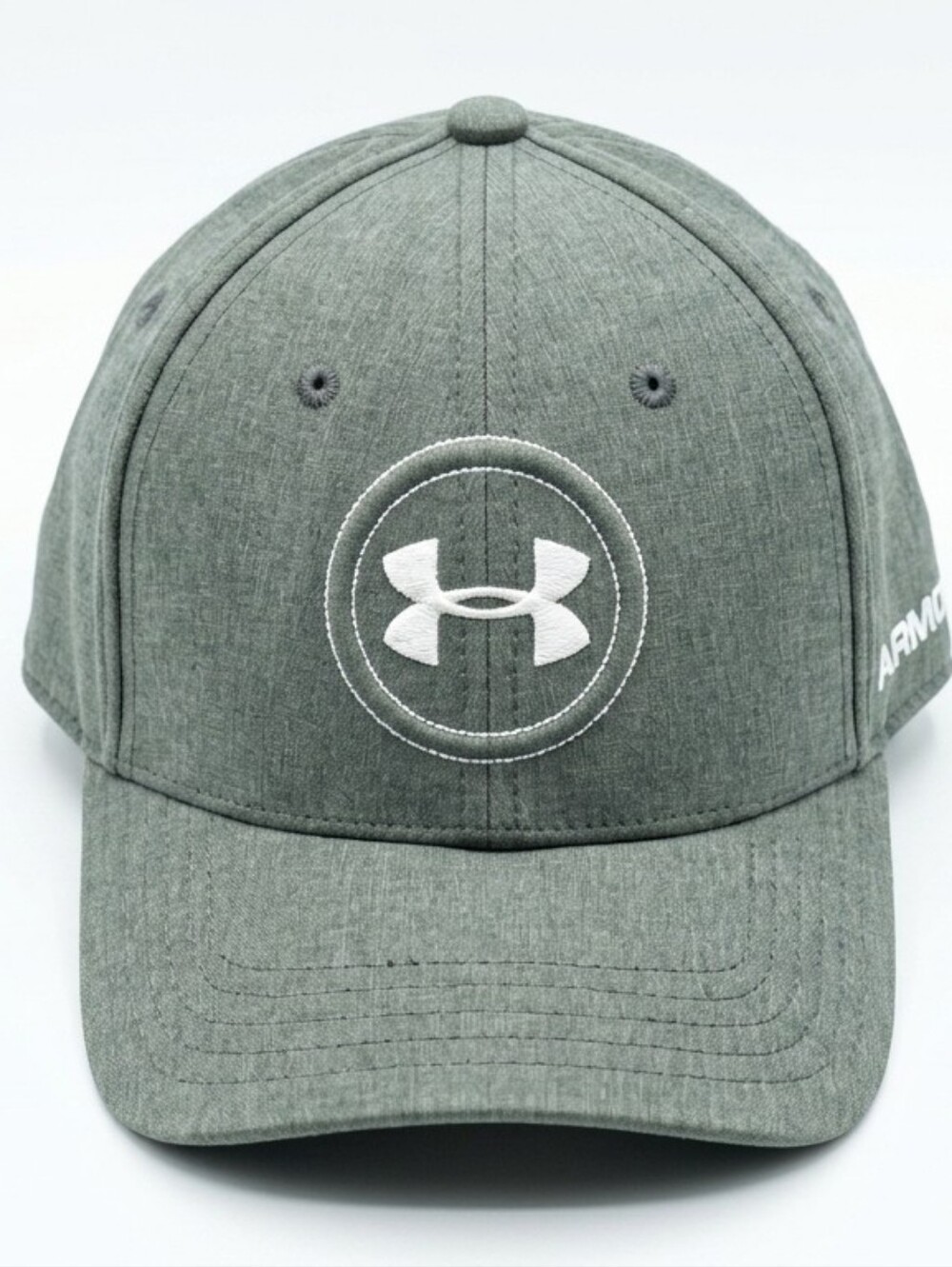Under Armour Golf Men's Heather Gray Fitted Hat Size M/L - Style 1264332